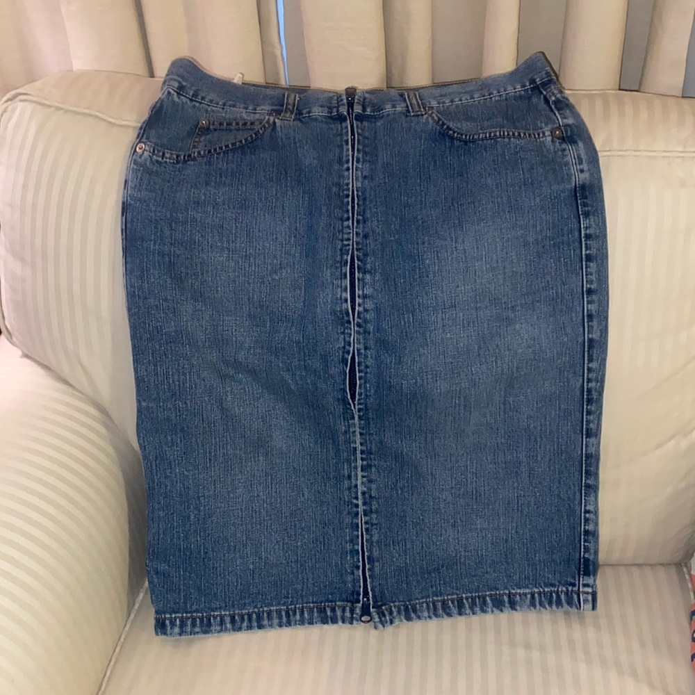 Vintage United Colors of Benetton denim high waisted midi skirt two way zipper